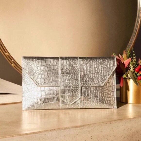 NWT JJ Winters Nikki Metallic Crocodile Clutch Vegan Leather - Picture 7 of 11